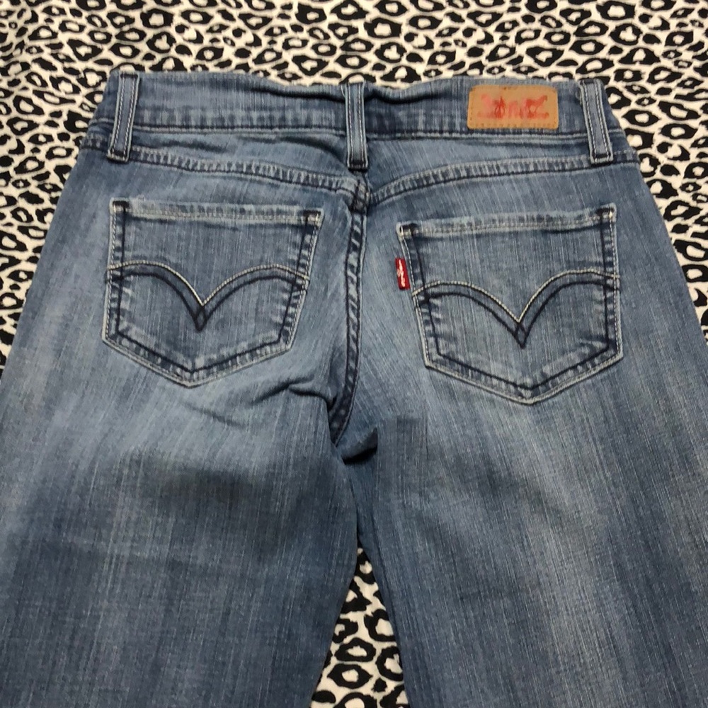524 Levi’s